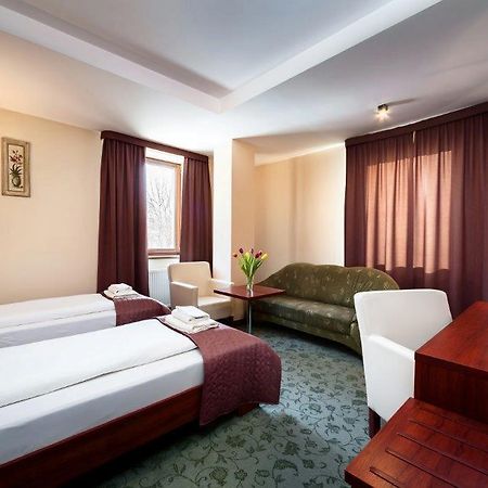 Hotel Mlyn لوبلين المظهر الخارجي الصورة